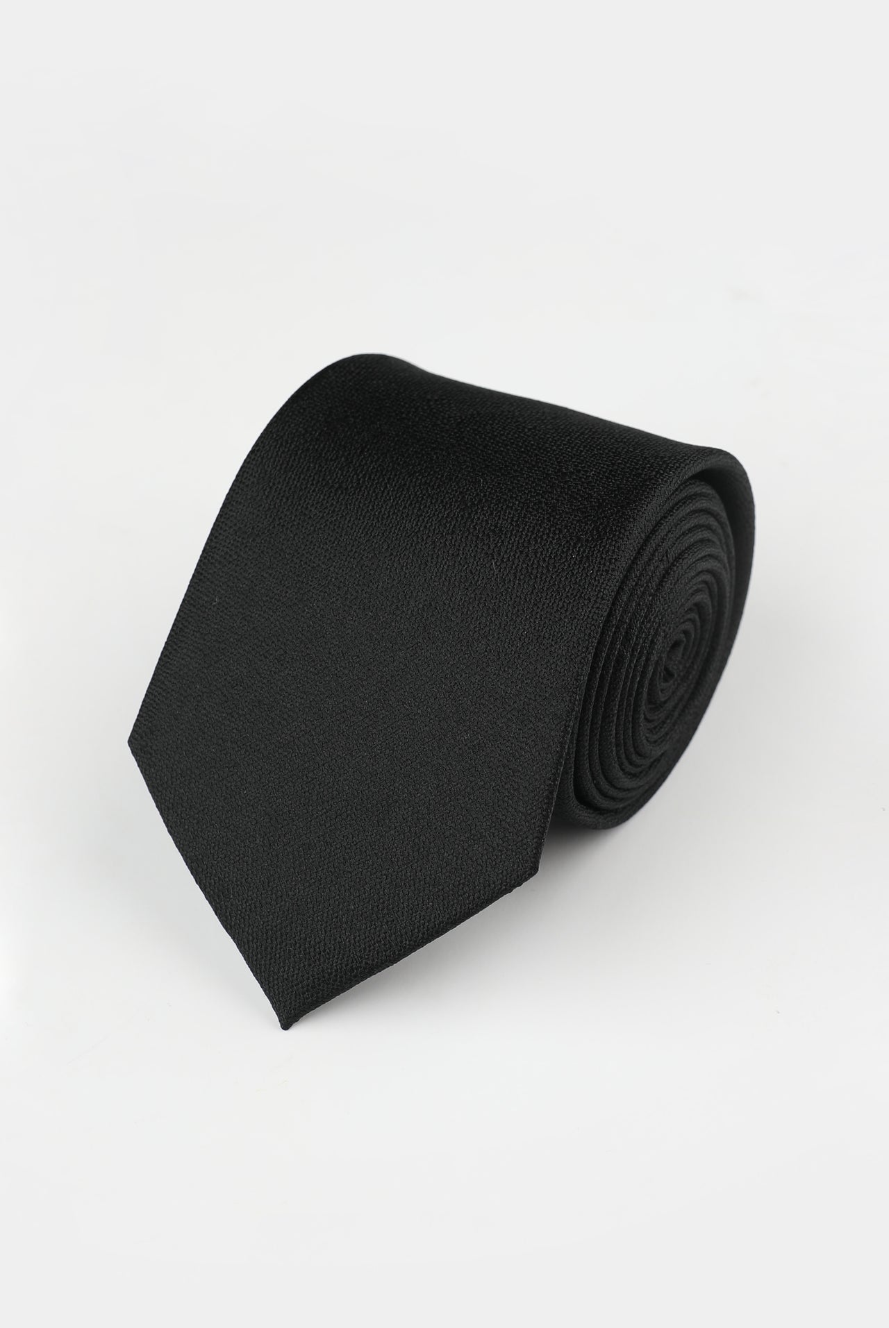 BLACK SILK TEXTURED TIE